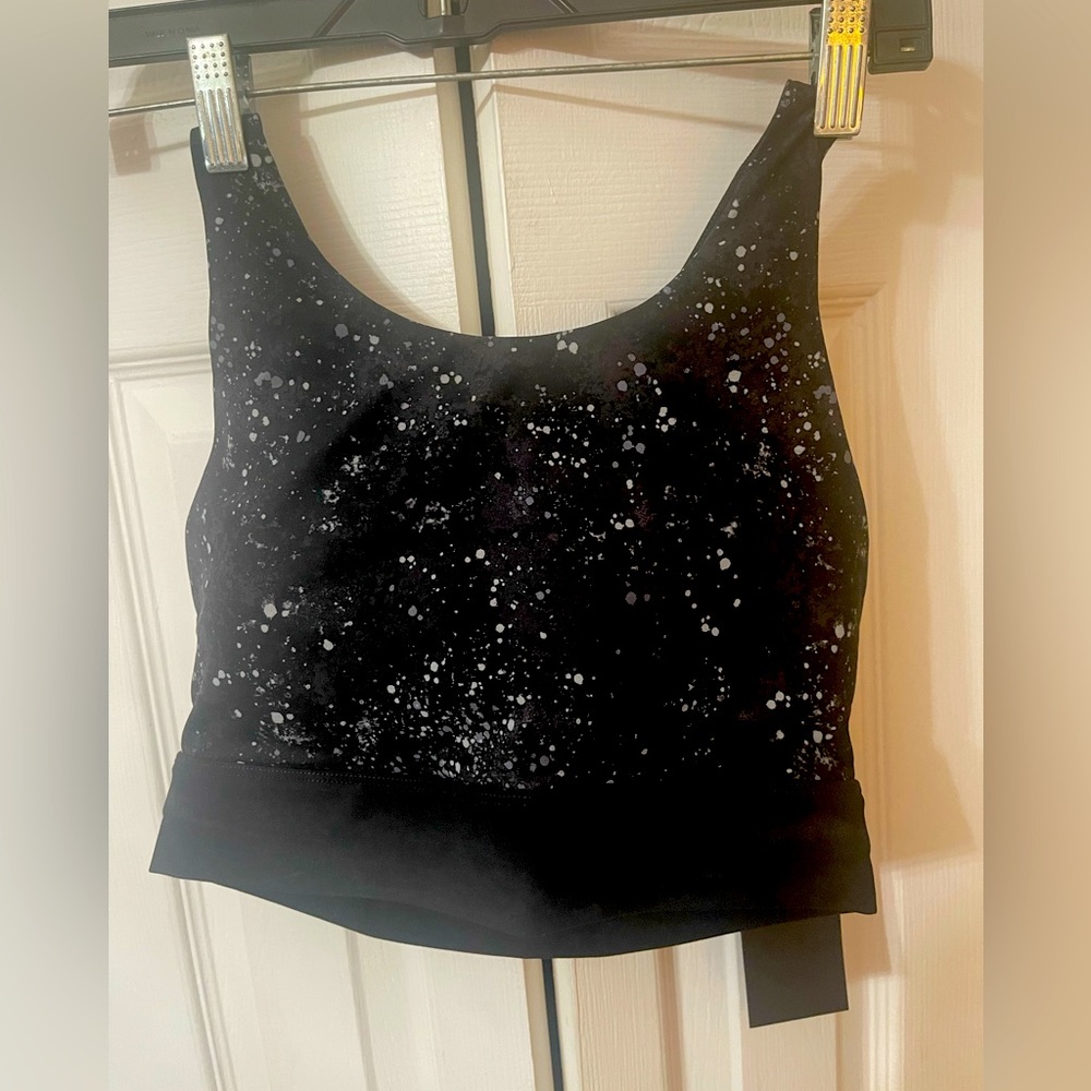 Fabletics Sports Bra Black & White - Size Small NWT Original Price $69.95